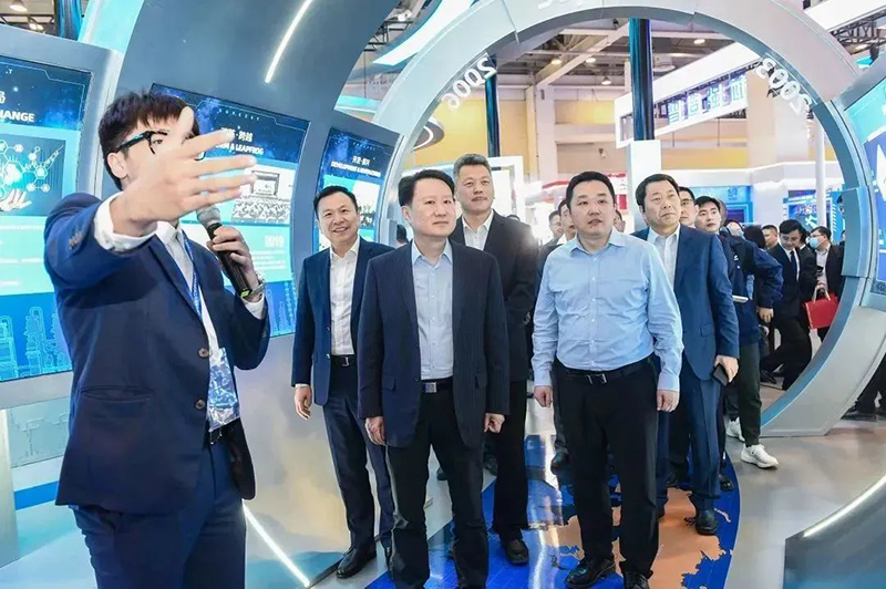 聚链智造 共享未来 | 2023年尊龙官网登录人生就是博登录·易派客工业品展圆满落幕