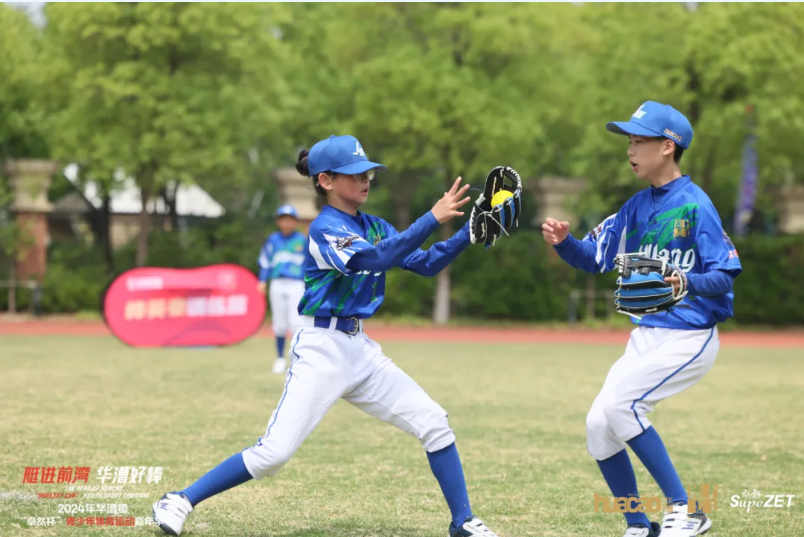 【分院动态】华漕：践行社会责任，，，，，，，关注青少年生长，，，，，，，这家春申金字塔人才企业这样做......